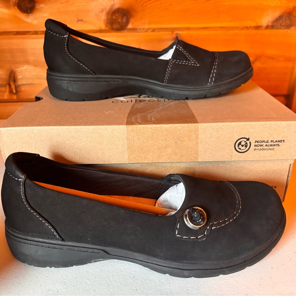 Clarks Black Nubuck 8 Carleigh Lulin Loafers